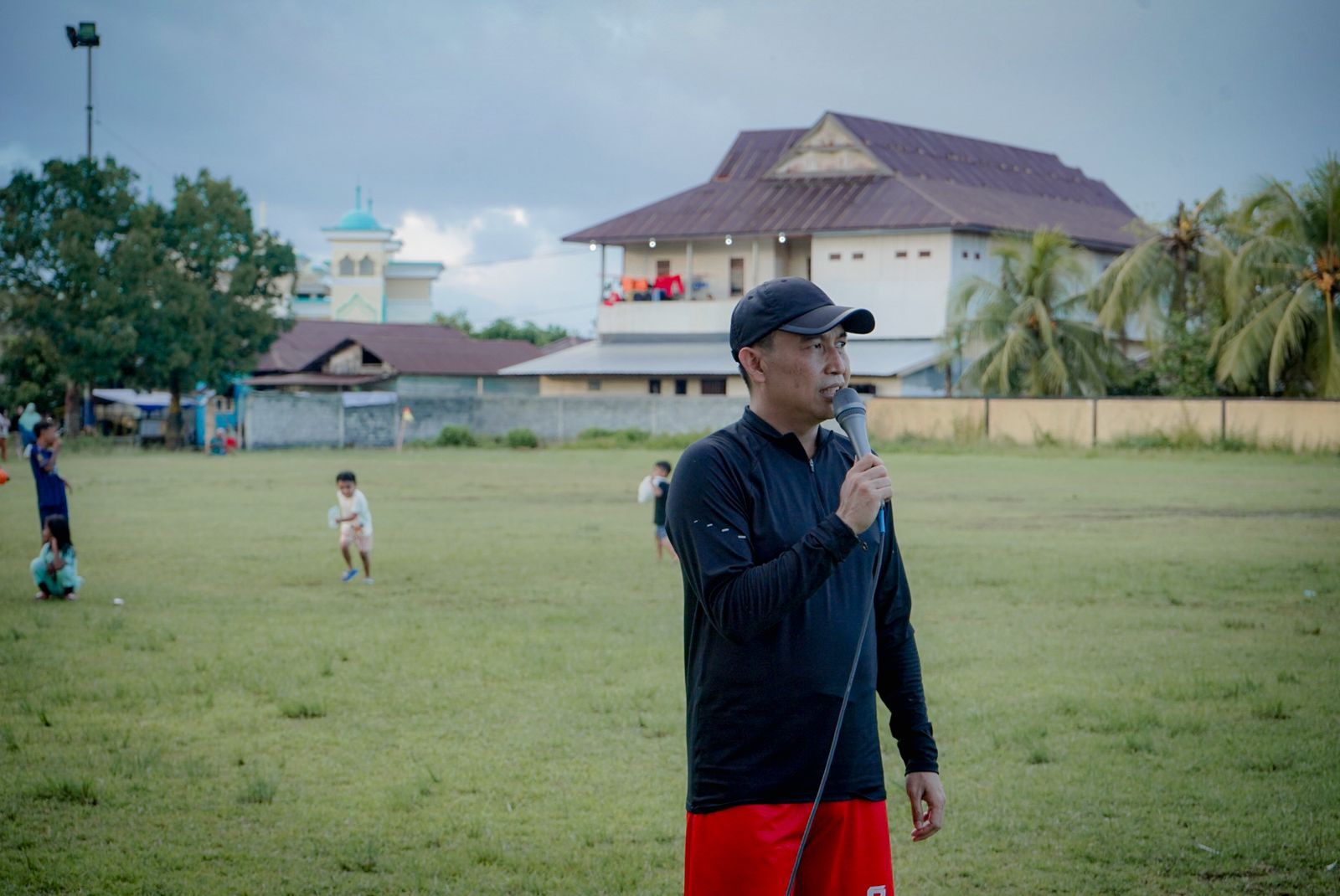 Sekda Ricky Resmi Tutup ASN Haltim CUP I Tahun 2025