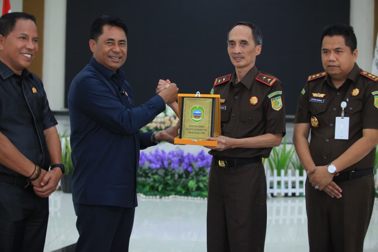 Kepala Kajati Maluku Utara Kunker di Halmahera Timur Action Sosialisasi Penguatan Integritas ASN